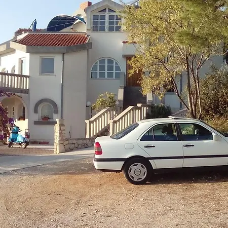 Maria * Brodarica (Sibenik-Knin)